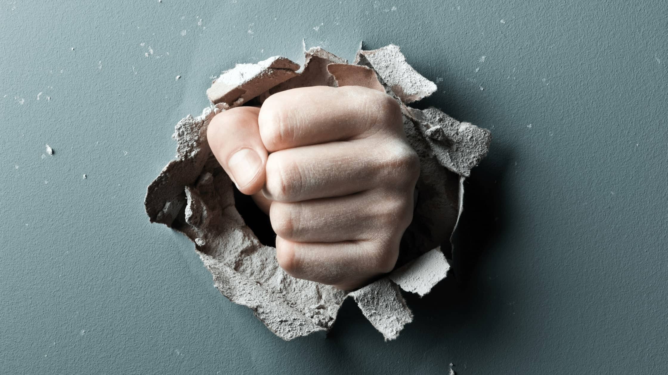 Shatter These 5 Sales Myths to Improve Your Selling Technique