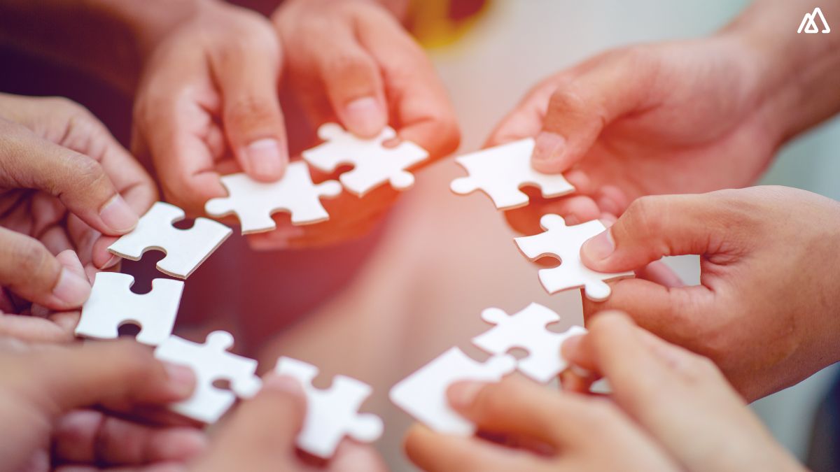 What Is Team Selling How Can It Help Your Sales Team Close More Deals