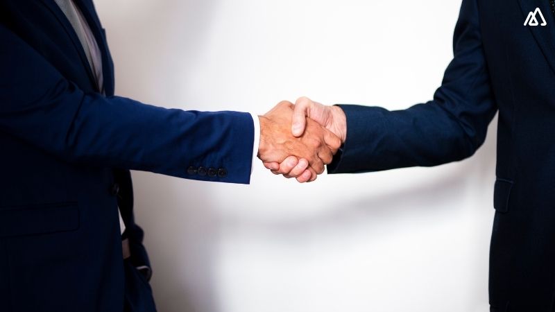 Personal Selling: Humanizing Your Sales Efforts in Today's Virtual World